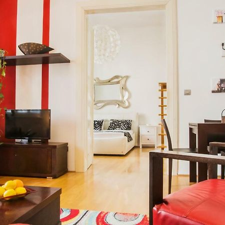 Rudjer Apartment, City Center, 2Br, Spacious Zagreb Extérieur photo