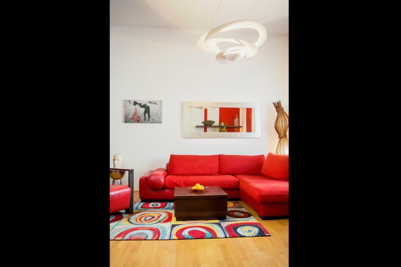 Rudjer Apartment, City Center, 2Br, Spacious Zagreb Extérieur photo