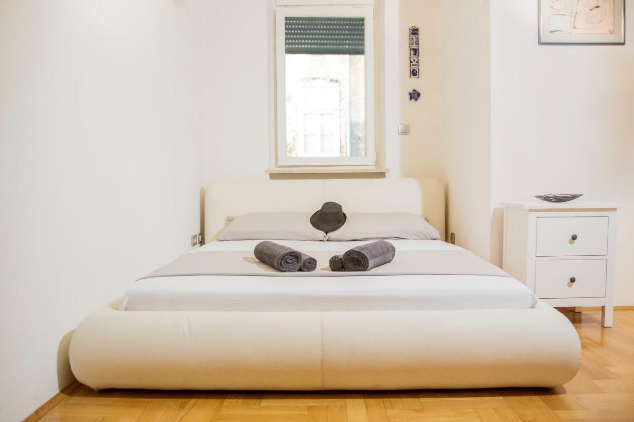 Rudjer Apartment, City Center, 2Br, Spacious Zagreb Extérieur photo